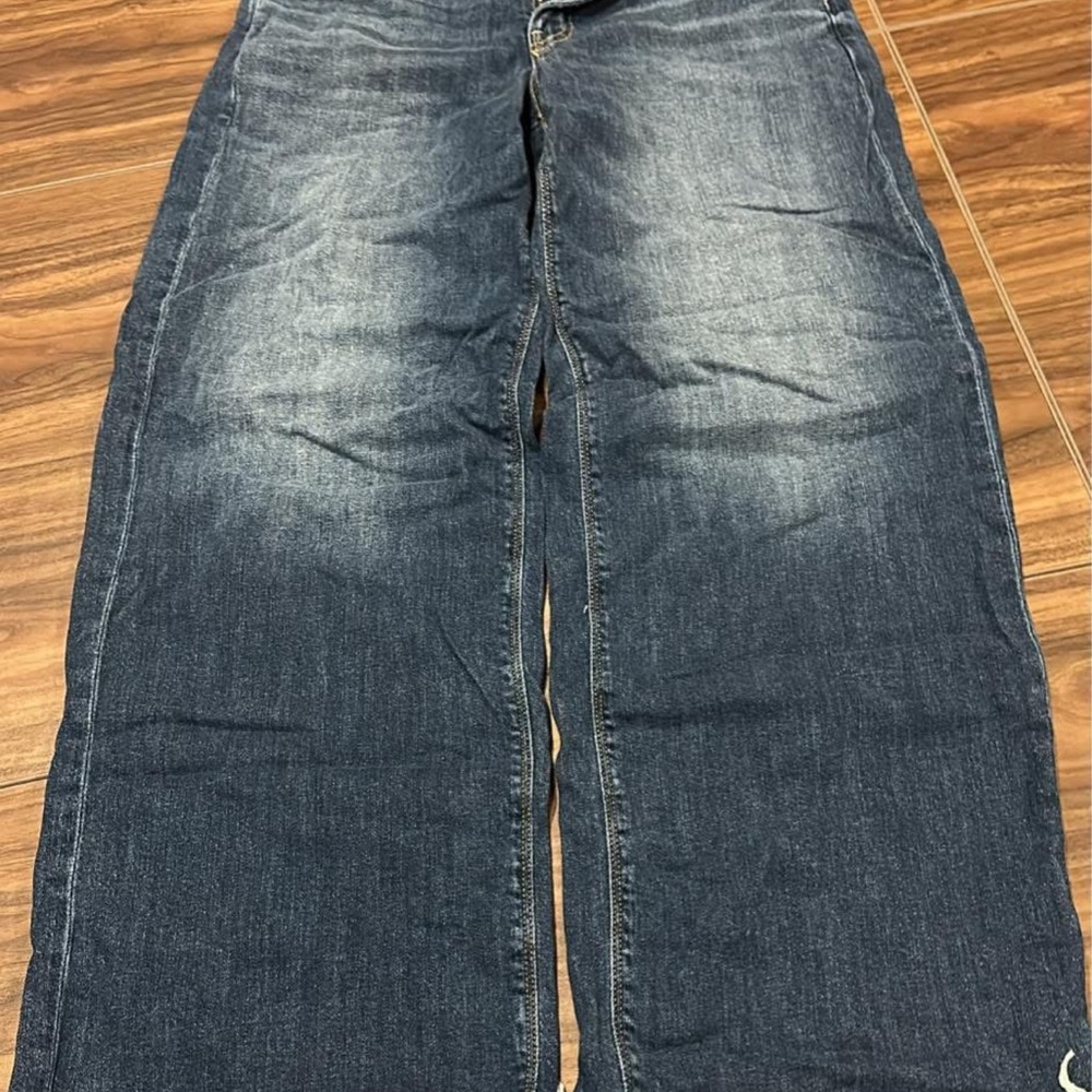 American Eagle Women’s Blue Jeans